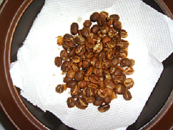 コーヒー豆　自家焙煎　3.取り出してまぜた後、電子レンジで加熱